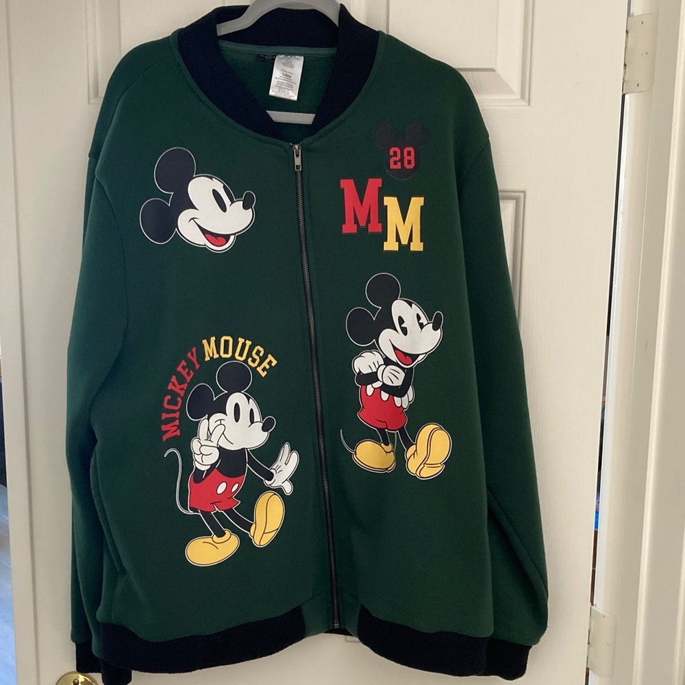 Disney Mickey Mouse zip up jacket
Size large, In excellent condition